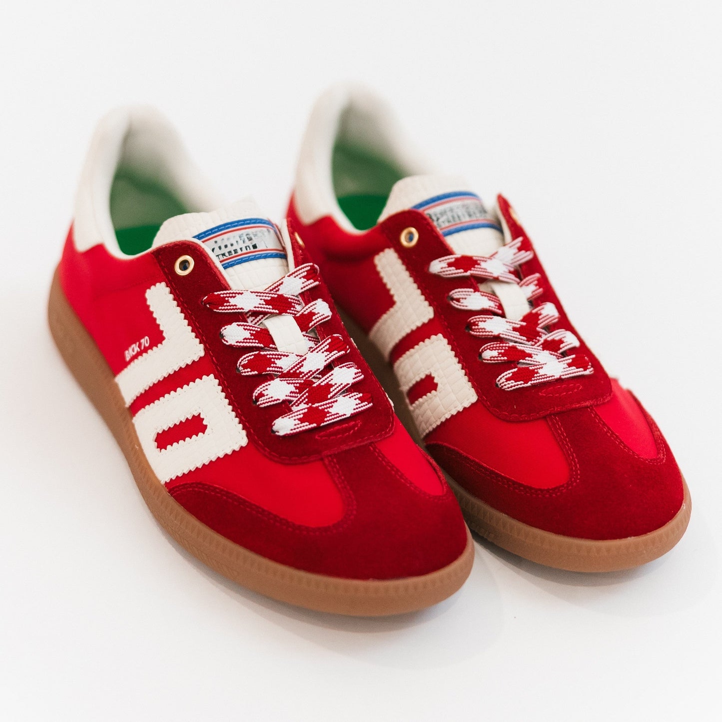 Coastline Stroll Sneaker