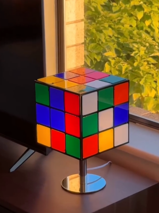 Interesting Rubik's Cube Table Lamp